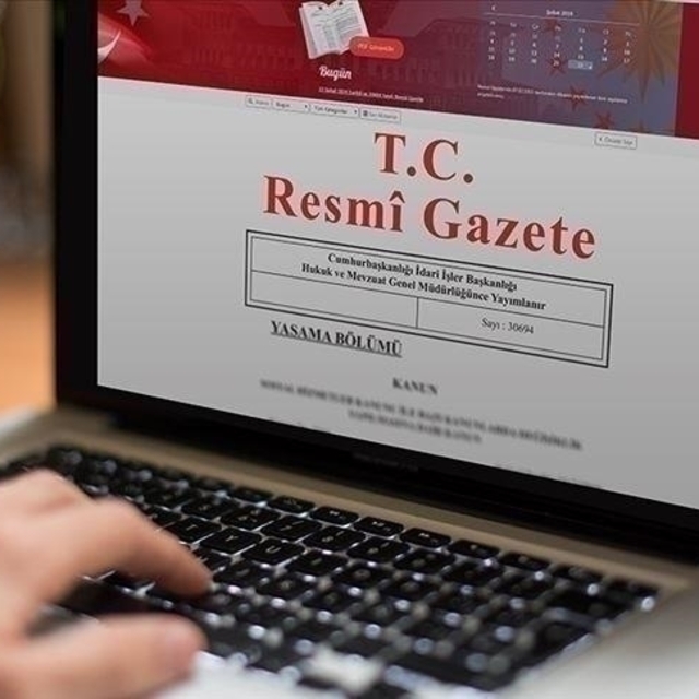 Yurt dışı ilaçların İlaç Takip Sistemi'ne kaydını zorunlu kılan düzenleme Resmi Gazete'de