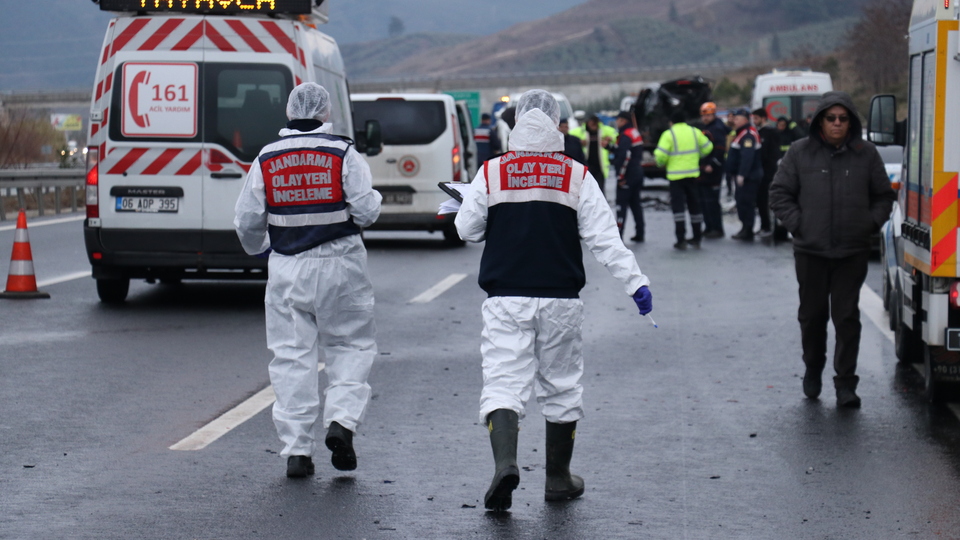 Bursa'da zincirleme kaza! 4 kişi hayatını kaybetti