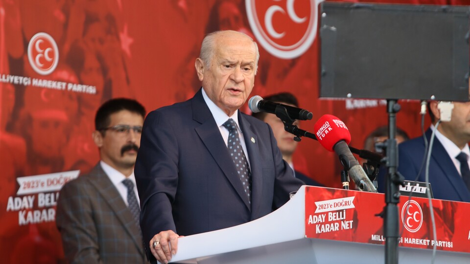 Bahçeli'den, konsoloslukların kapatılması açıklaması
