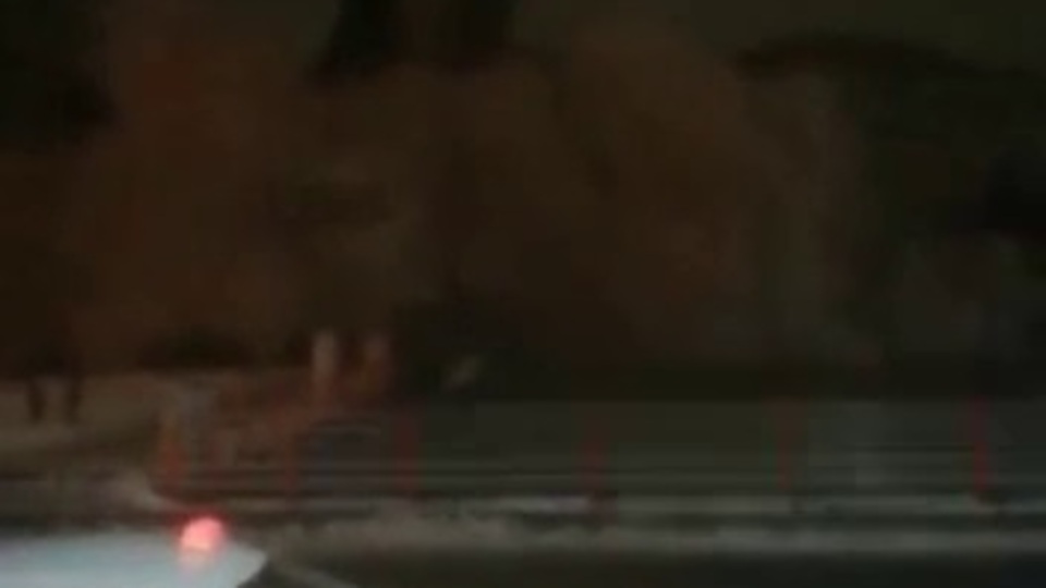 Tam bir felaket! Diyarbakır'daki bina böyle yıkıldı