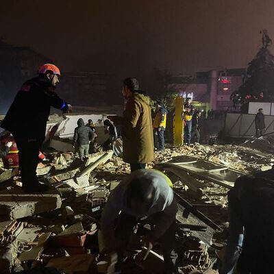 Habertürk TV canlı yayın! Kahramanmaraş'ta deprem!