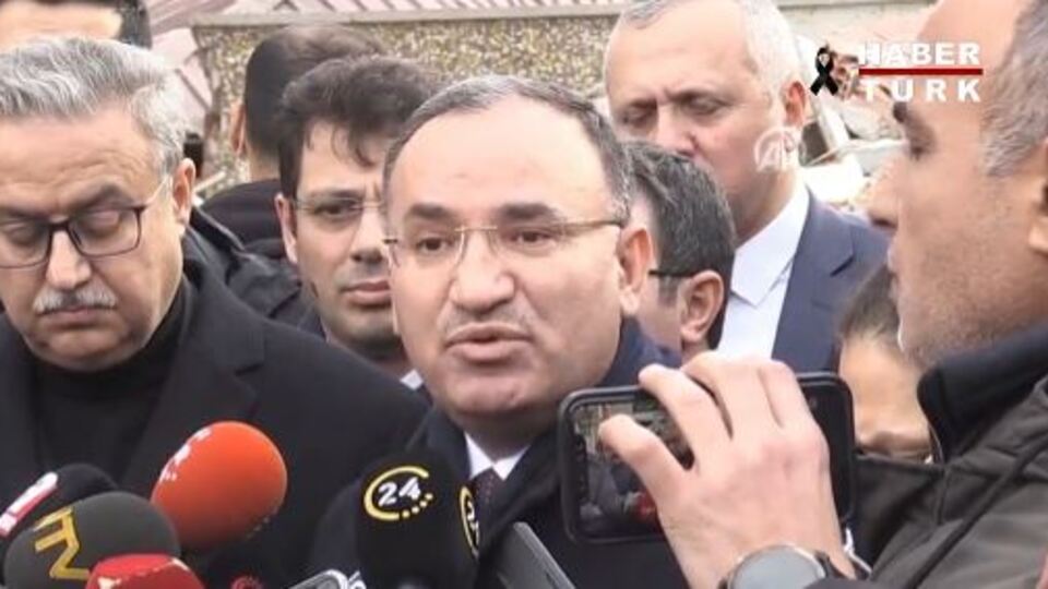 Bakan Bozdağ: Resmi açıklamalara itibar edilsin