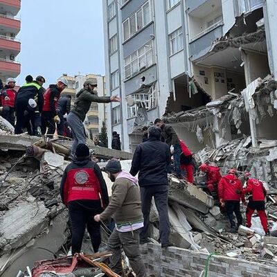 Prof. Dr. Hasan Sözbilir: "Gölcük depreminden daha büyüktü! Son 100 yılın 2. büyük depremiydi! 4-5 metrelik kayma oldu!"