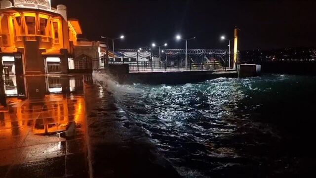 İstanbul'da bazı vapur seferleri yapılamıyor