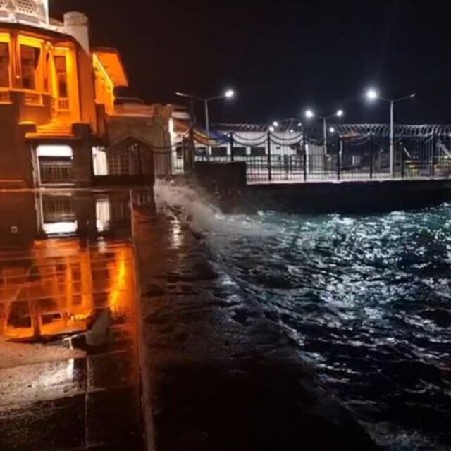 İstanbul'da bazı vapur seferleri yapılamıyor