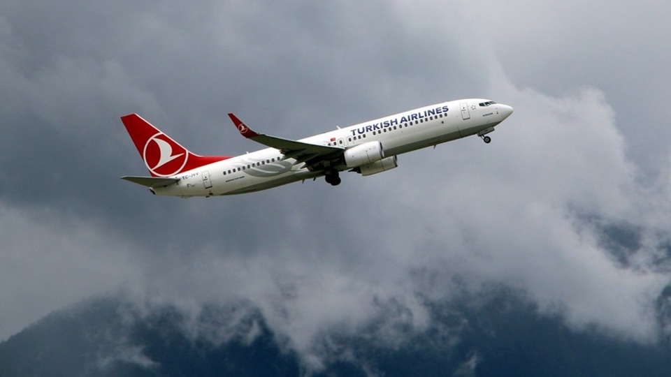 Deprem bölgesine 11.780 gönüllü taşındı