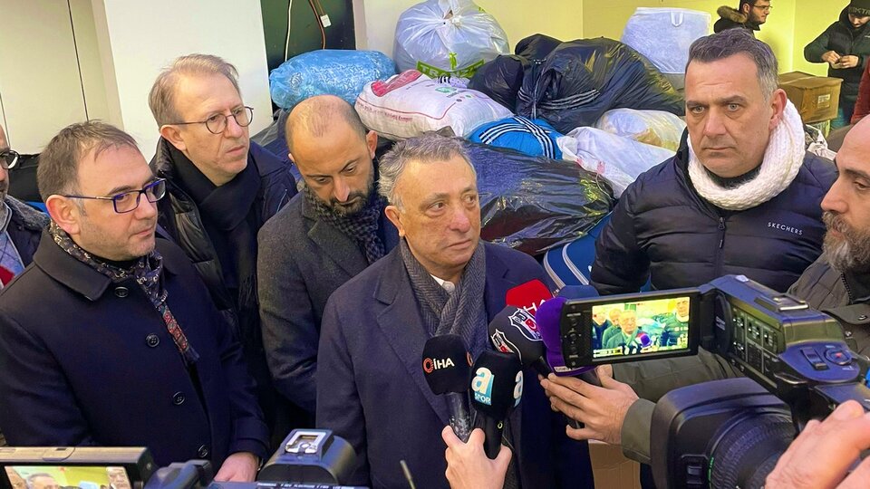 Çebi'den yardım merkezine ziyaret