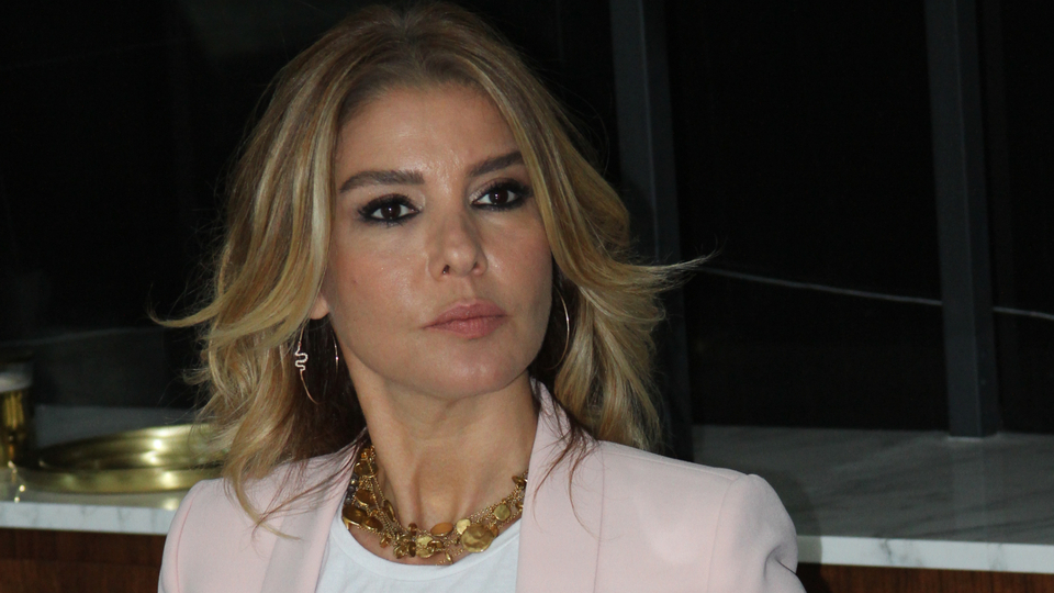 Gülben Ergen'den deprem fırsatçılarına isyan