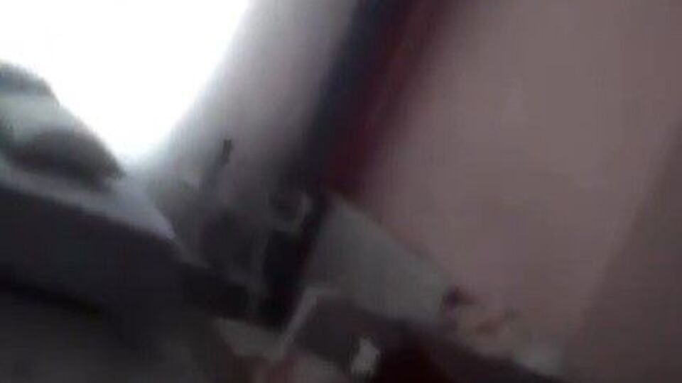 Deprem sonrası video çekerken ev üstüne yıkıldı!