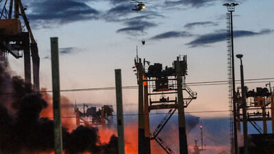 MSB: İskenderun Limanı'ndaki yangına müdahale ediliyor