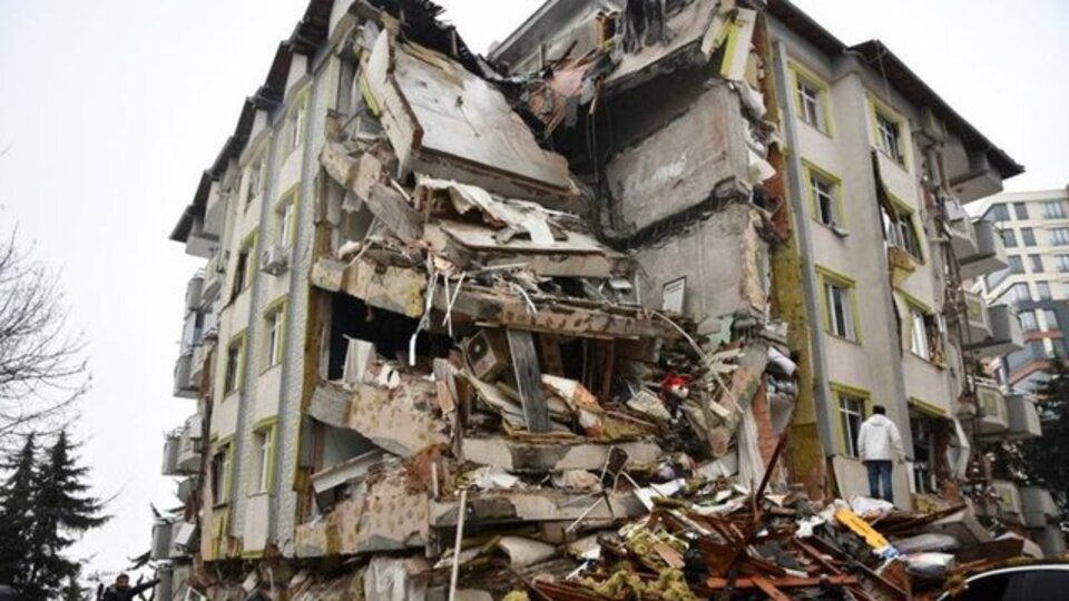 Deprem bölgesinin nüfusu 15.2 milyon