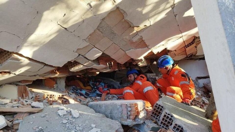 Sabancı Holding'ten deprem bölgesine yardım kampanyası