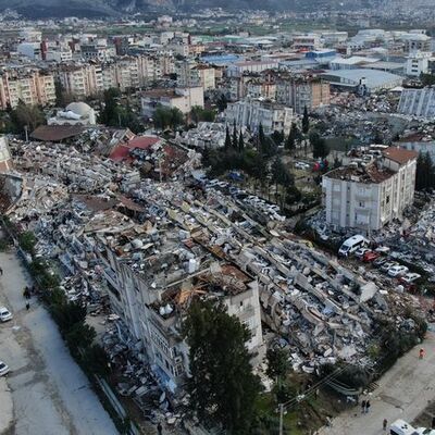 Akrabaları Hatay'da enkaz altında olan deprem bilimci Prof. Dr. Hasan Sözbilir: Hatay-Malatya arası yerle bir!