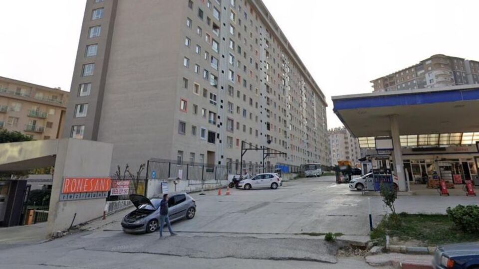 'Cennetten bir kare' denilen rezidans yerle bir oldu