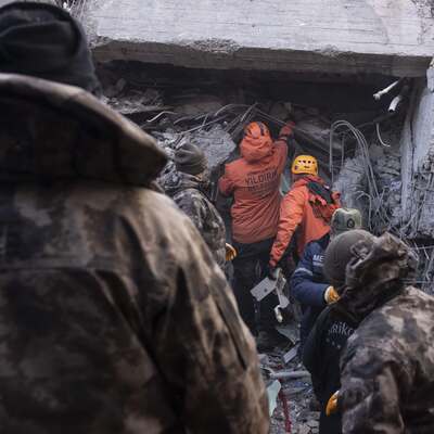 100'üncü saat geçti! Peş peşe mucizeler...