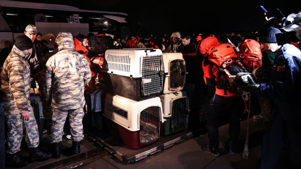 İspanya'dan gelen ekip İstanbul'dan Adıyaman'a gitti