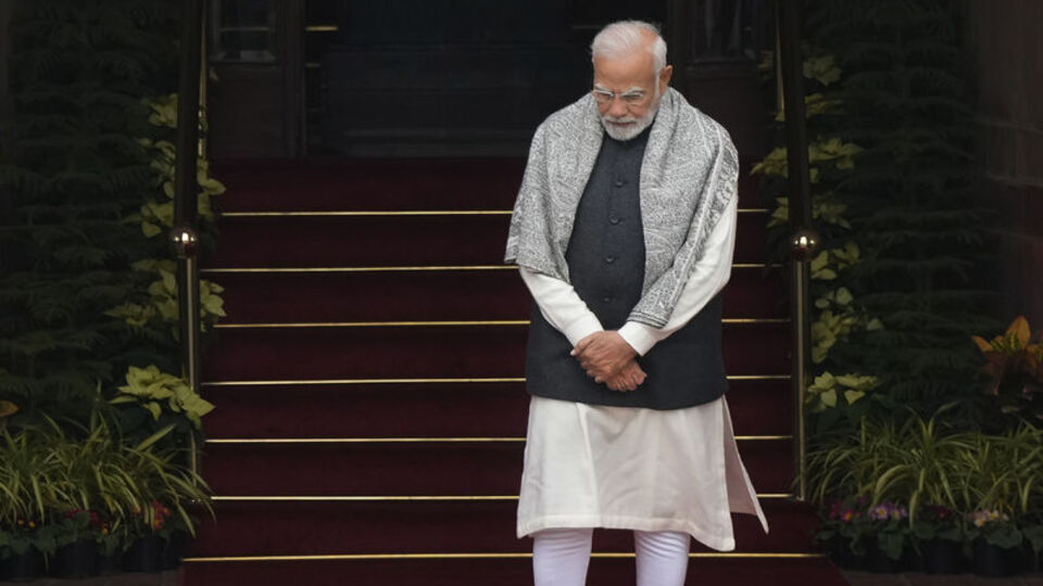 Modi, Türkiye'deki depremlerden söz ederken duygulandı