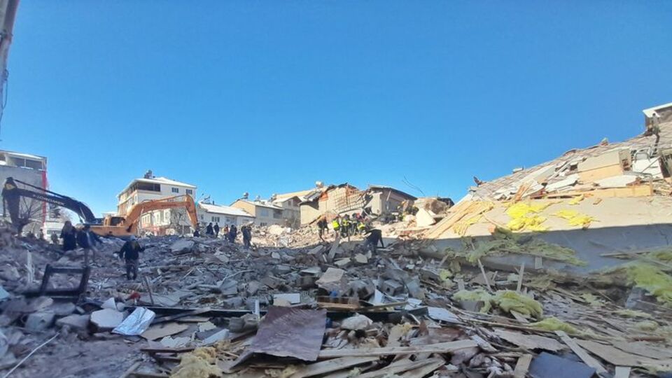 ABD'den deprem yorumu: Son 100 yılın en yıkıcısı