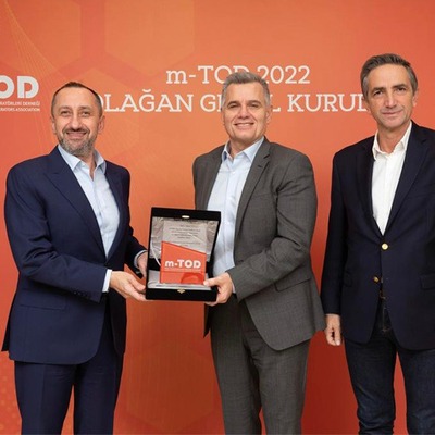 Sesimizi duyan var mı?