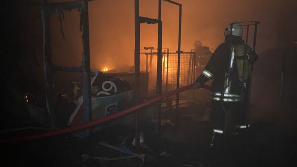 Adıyaman'da alışveriş merkezinde yangın paniği