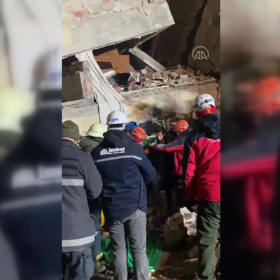 1,5 yaşındaki Sela bebek ve ailesi depremden 96 saat sonra enkazdan kurtarıldı