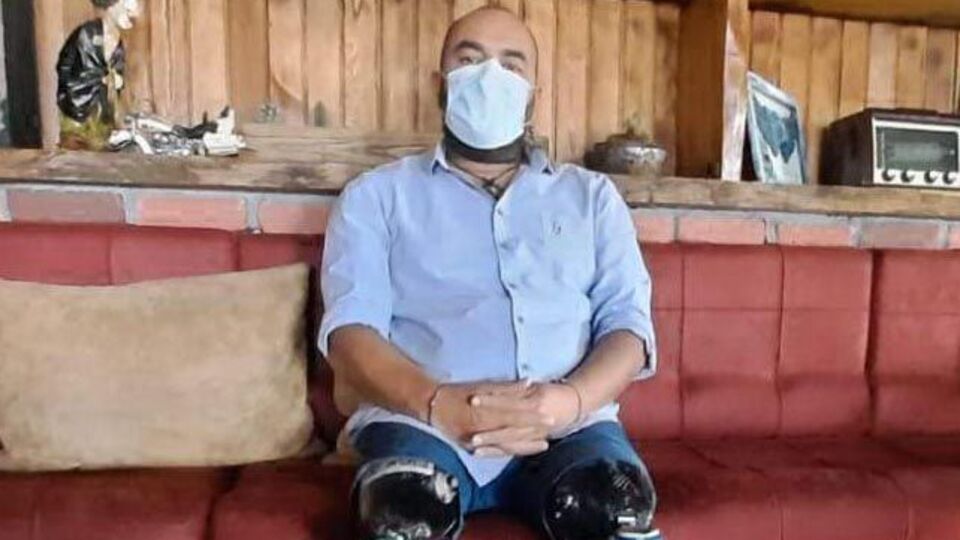 17 Ağustos'ta iki bacağını kaybetti, depremzedeler için bölgeye gitti