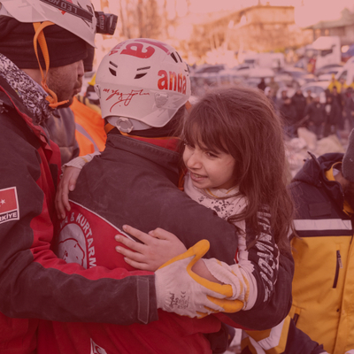 Türkiye kol kanat olmak için sıraya girdi