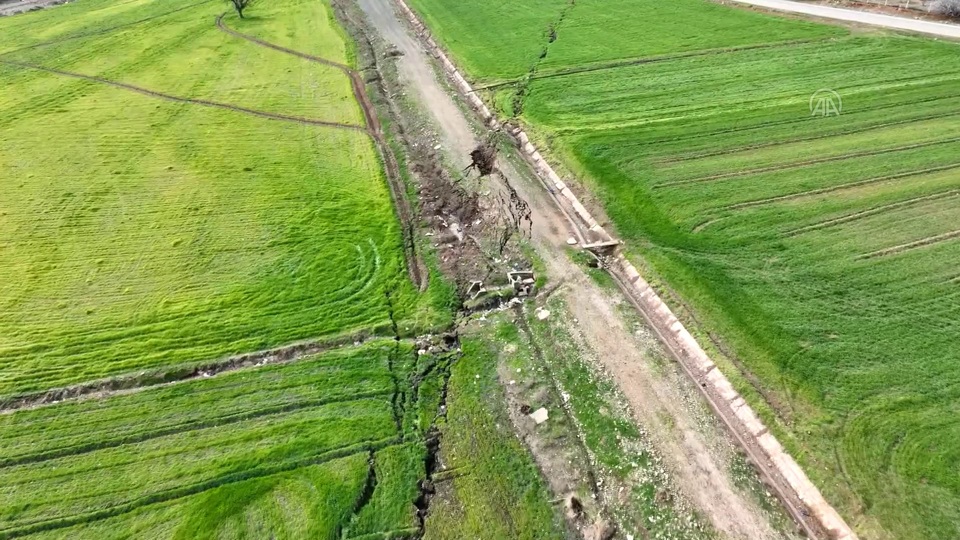 Felaketin izi görüntülendi! Kilometrelerce uzanıyor