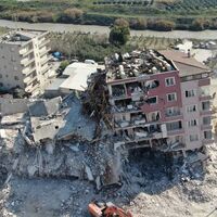 Depremden sonra sürekli sallanıyormuş gibi hissetmek