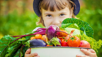 Ders başarısı için meyve ve sebze yemek önemli