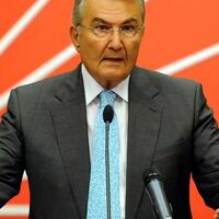 Deniz Baykal hayatını kaybetti!