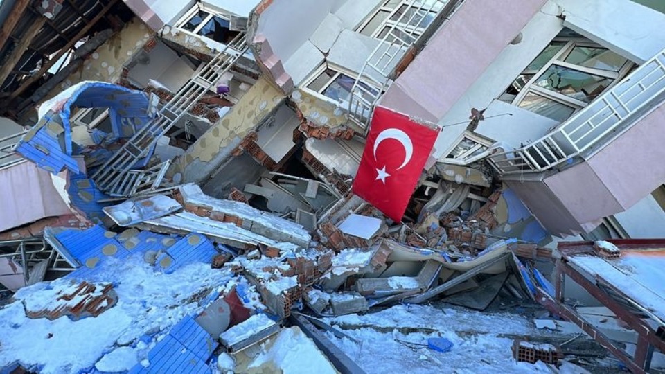 Üniversitelerde yaza kadar uzaktan eğitim