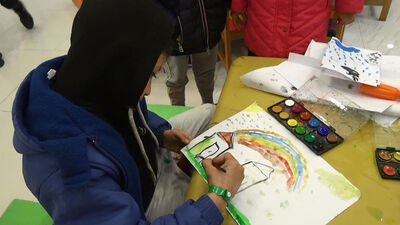 Depremzede çocuklar ev çizdi, uzmanlar uyardı!