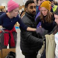 Ünlüler yardıma devam ediyor