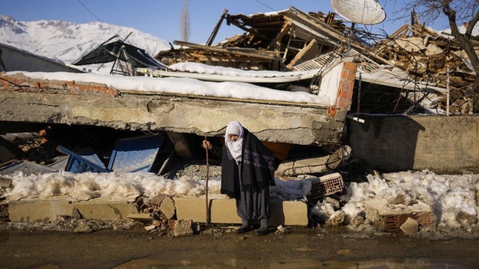 Depremden etkilenenlere psikolojik destek uyarısı!