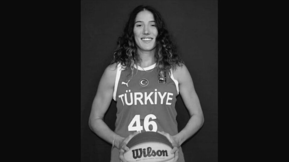 Milli basketbolcu toprağa verildi