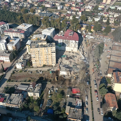 Deprem soruşturmalarında yeni gözaltı ve tutuklamalar!
