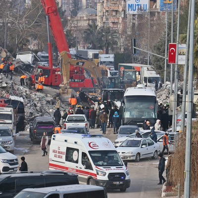 Yıkılan otelde 30 rehber hayatını kaybetti!