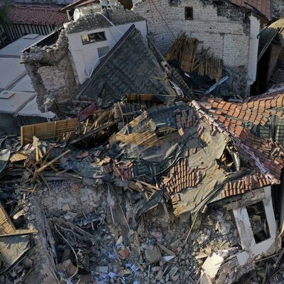 Macar bakanın kızı Türkiye'de çalışmalara katıldı