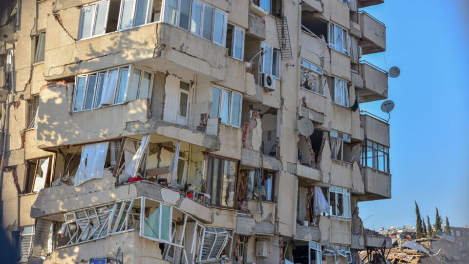 Bakan Soylu açıkladı! Antakya'da 2 konuttan 1'i yıkık