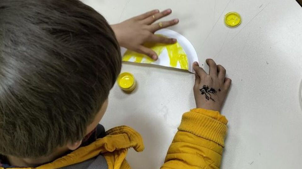 Depremzede çocuklara psikolojik destek için "Afet ve Travma Polikliniği" kuruldu