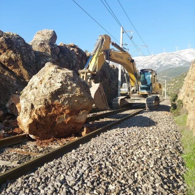 TCDD'nin deprem bölgesinden geçen hat üzerindeki çalışmaları sürüyor