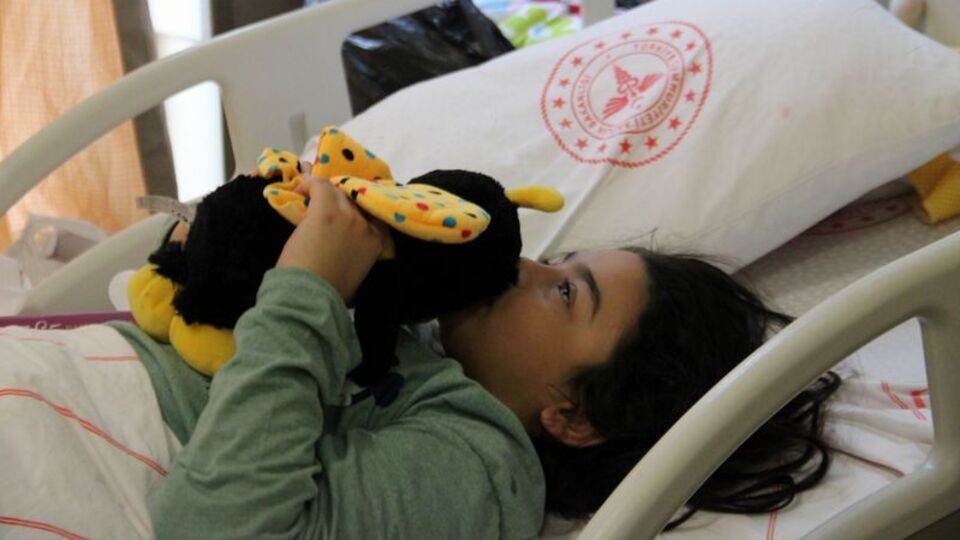 Depremzede 755 çocuğun tedavisi sürüyor