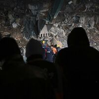 Deprem bölgesinde yaşanabilecek sağlık problemlerine karşı uyarı!