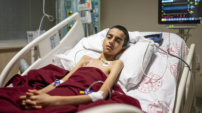 207 saat sonra enkazdan çıktı! O yemeği istedi!