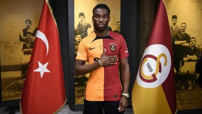 Adekugbe, Galatasaray'ın ilk Kanadalı futbolcusu oldu