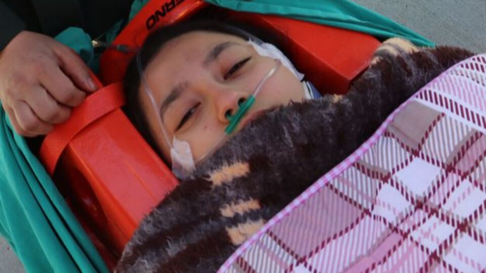 Depremden 248 saat sonra kurtarılan Aleyna nasıl hayatta kaldı?