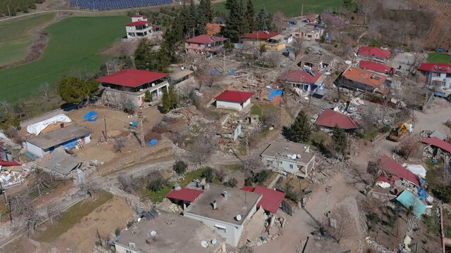 55 haneden 3'ü kaldı! Bir köy yok oldu