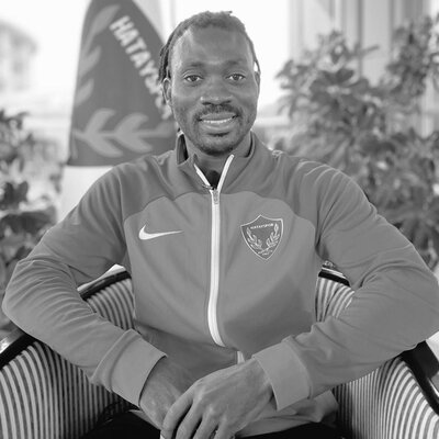 Atsu'dan acı haber: Hayatını kaybetti