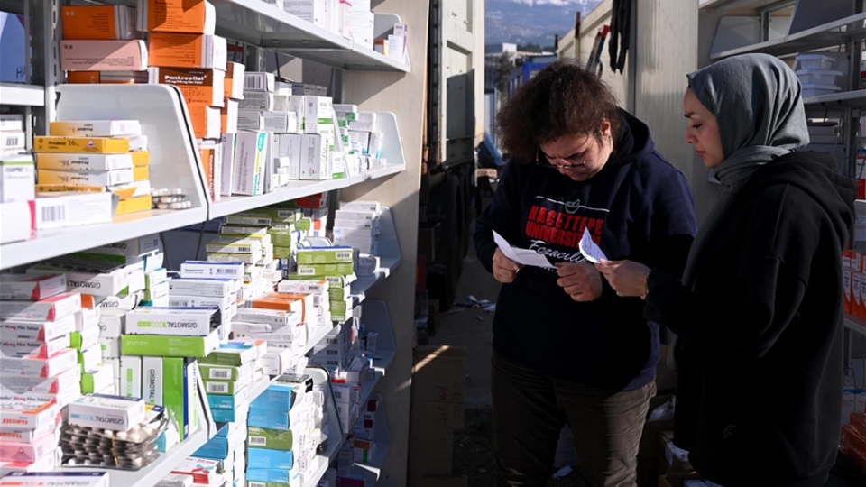 Deprem bölgesinde kronik hastaya reçetesiz ilaç